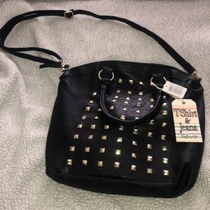 T-Shirt and Jeans black Crossover Purse!
